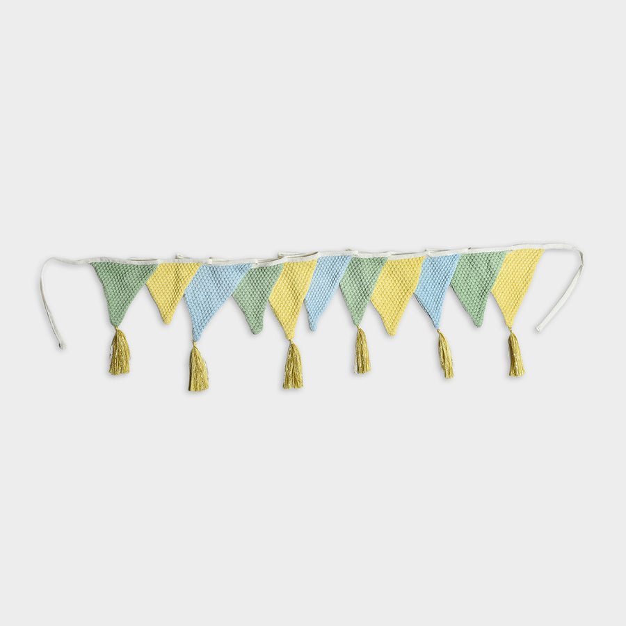 Bloom Popcorn Knitted Bunting Bunting 3