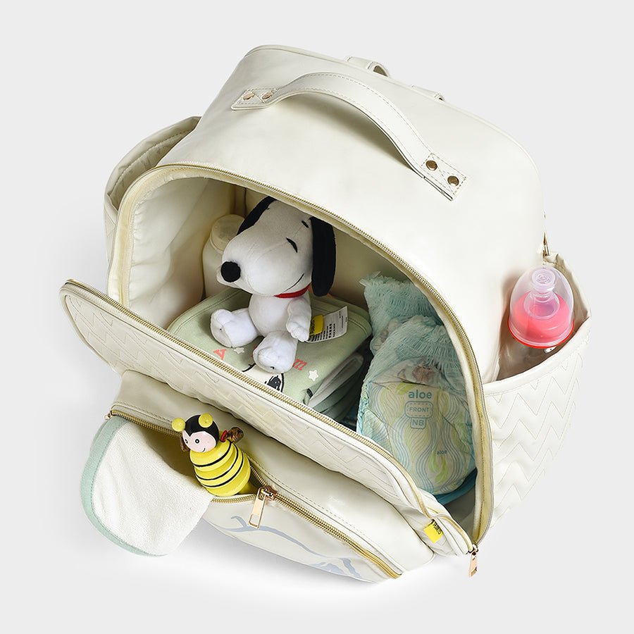 Peanuts™ Cream Snoopy Vegan Leather Diaper Bag 50x20 cm Diaper Bag 9