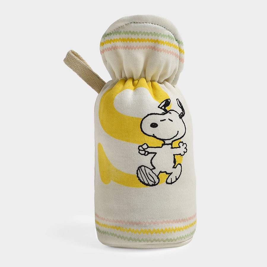 Peanuts™ Ivory Bottle Cover Pack of 2 Bottle Cover 9