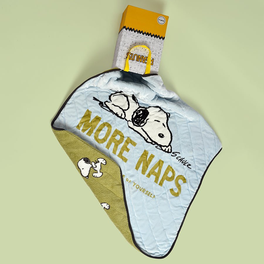 Peanuts™ Knitted Nap Quilt Duvet 3