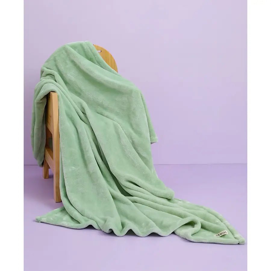 Flurry Knitted Blanket - Blanket